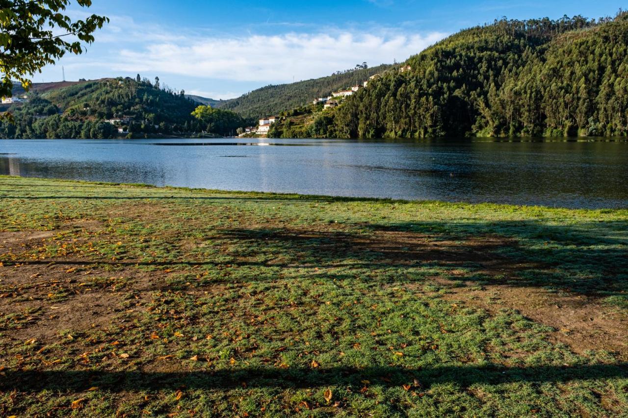 Creaconfort - Casa Do Rio Rio Mau  Екстер'єр фото